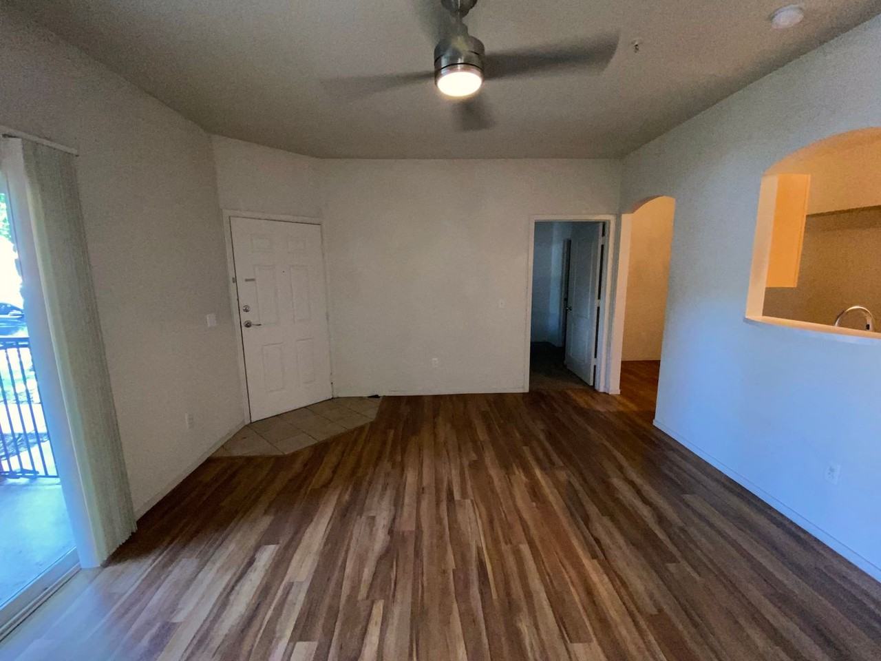 6850 Sharlands Ave - Photo 4 of 38