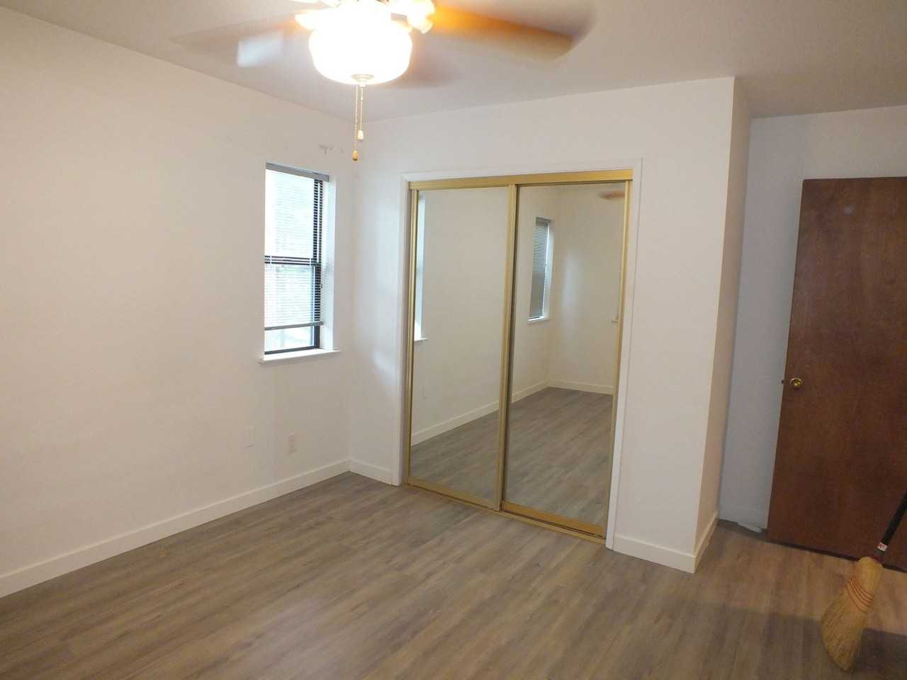 5680 Azalea Cir - Photo 5 of 15