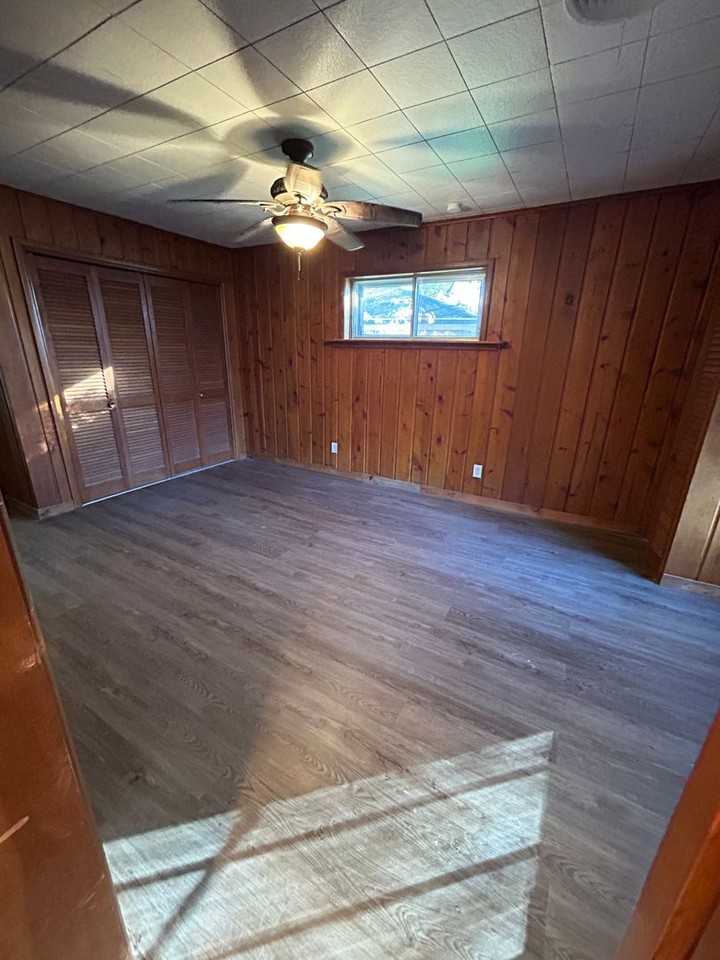 1111 Lucille St - Photo 6 of 18