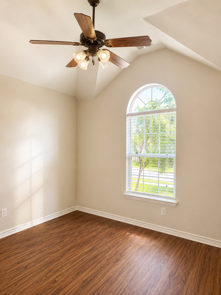 2449 Dawn Mist Dr - Photo 3 of 13