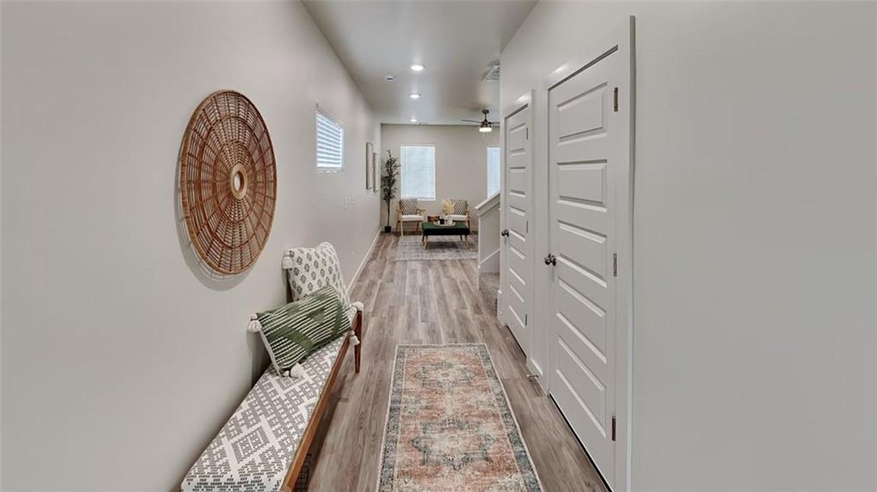 8909 Nw 109th Ln - Photo 5 of 19