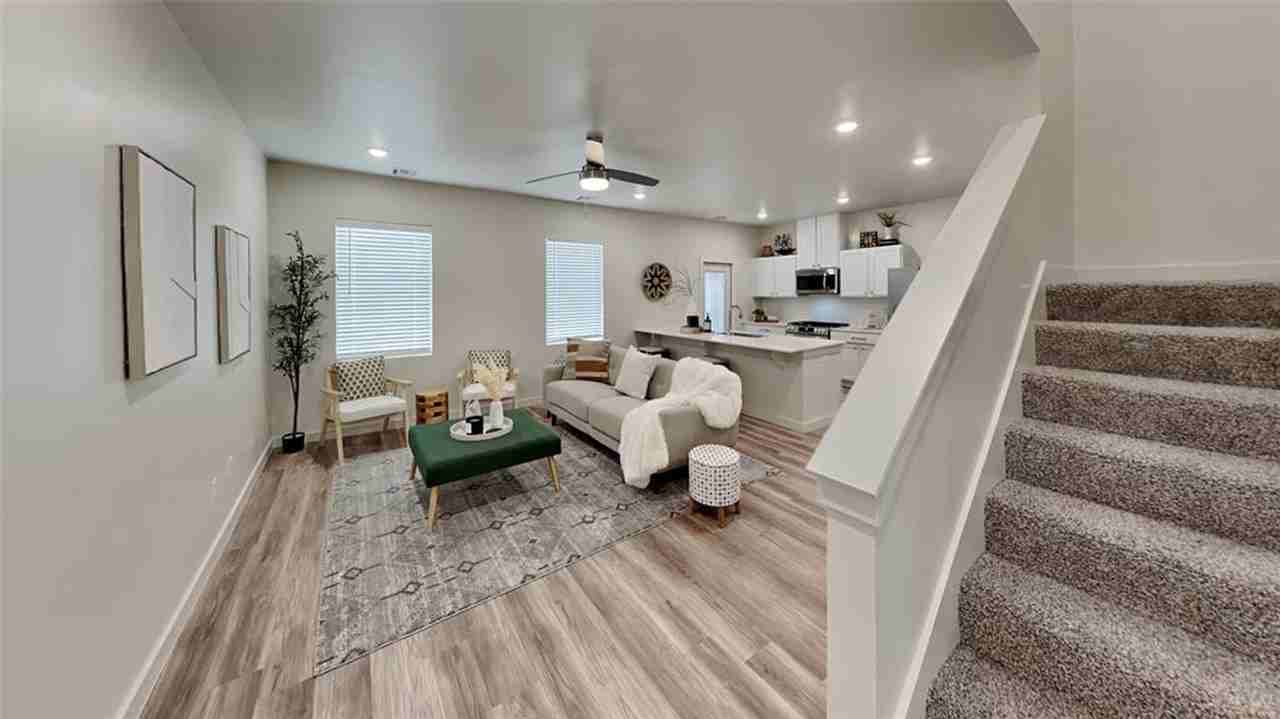 8909 Nw 109th Ln - Photo 7 of 19
