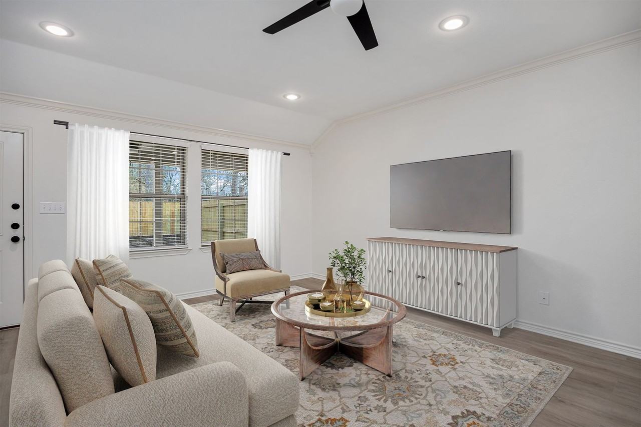 6806 County Road 1215 - Photo 3 of 22