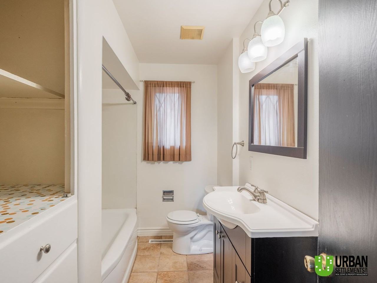 2104 N Dale Rd - Photo 5 of 26