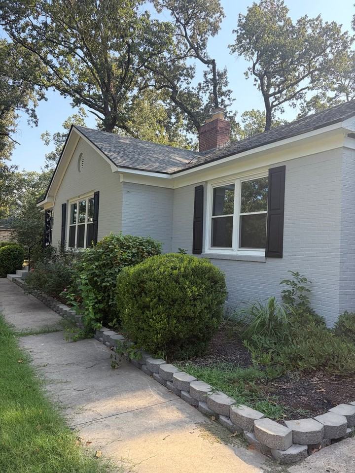1300 N Waldron Rd - Photo 2 of 32