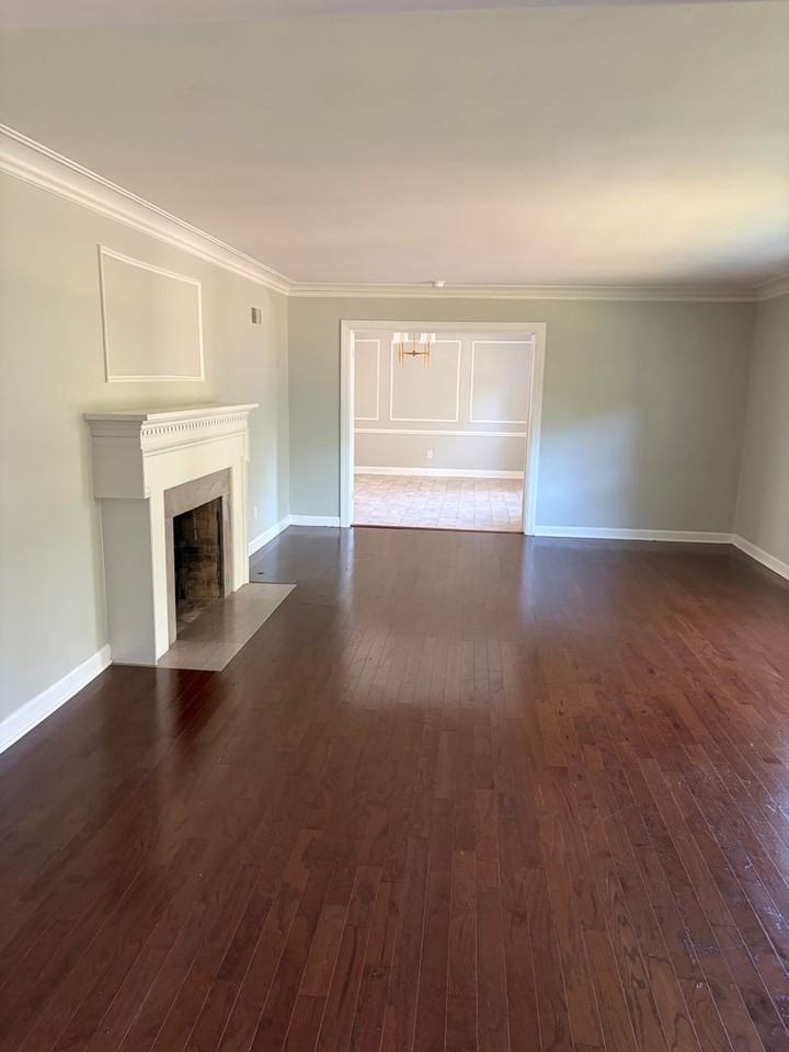 1300 N Waldron Rd - Photo 3 of 32