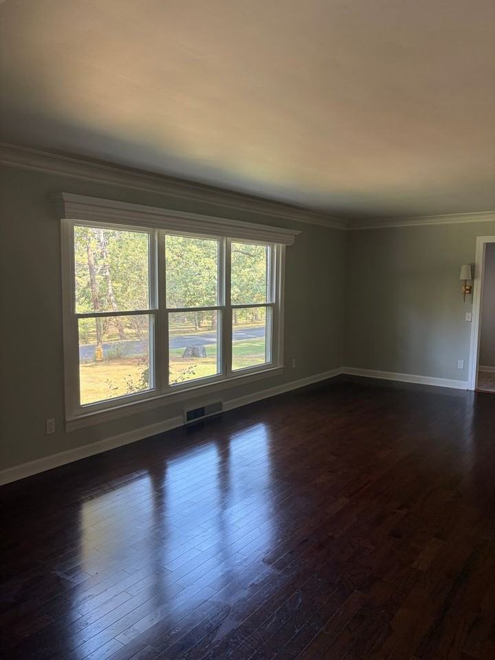 1300 N Waldron Rd - Photo 5 of 32