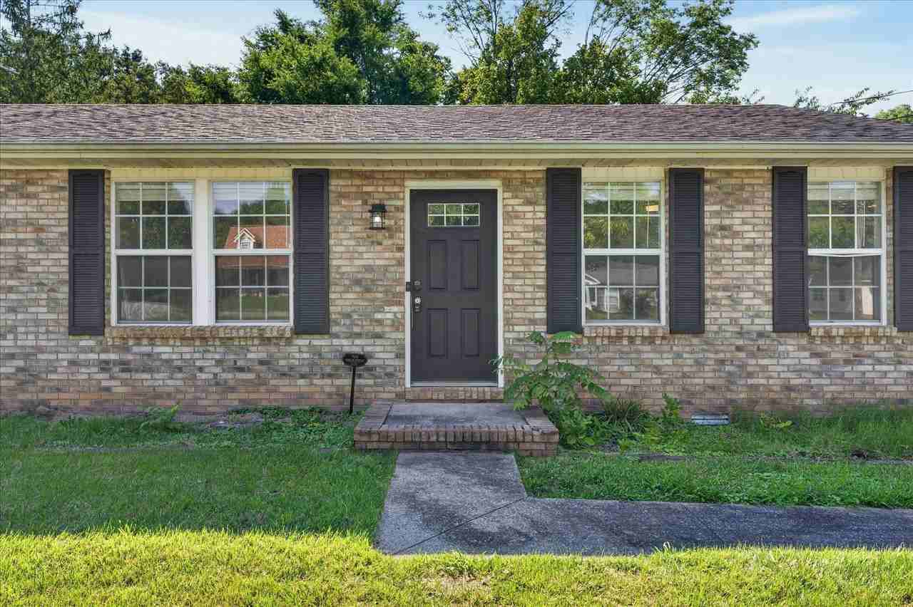 727 Acorn Dr - Photo 3 of 26