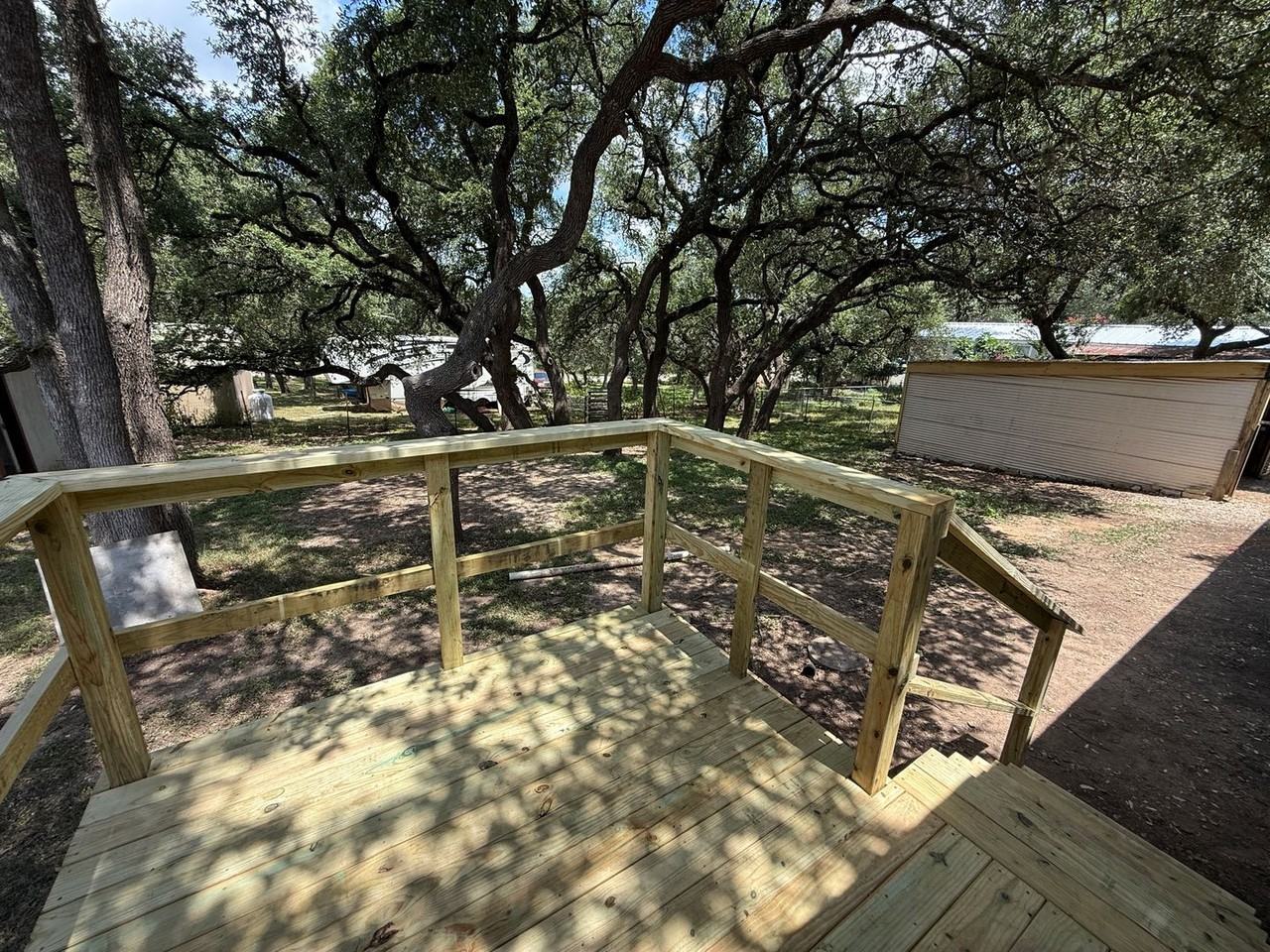 307 Quail Run St - Photo 4 of 20