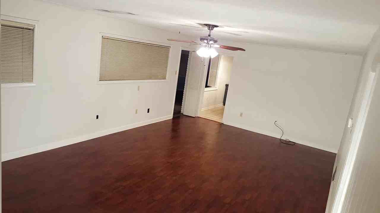 6248 Brightwood Dr - Photo 2 of 16