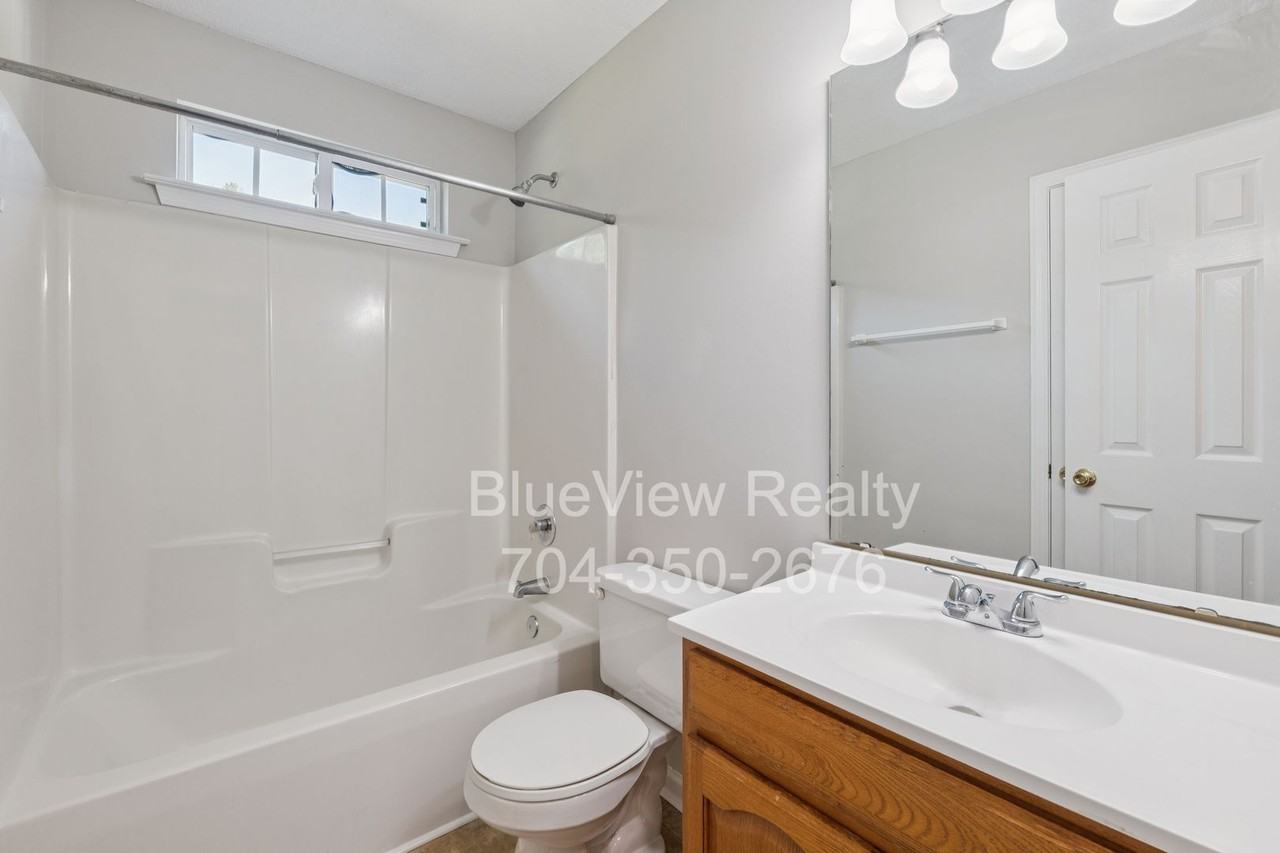 5237 Timbertop Ln - Photo 6 of 16