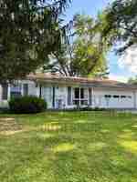 featured image of 555 Meadow Ln