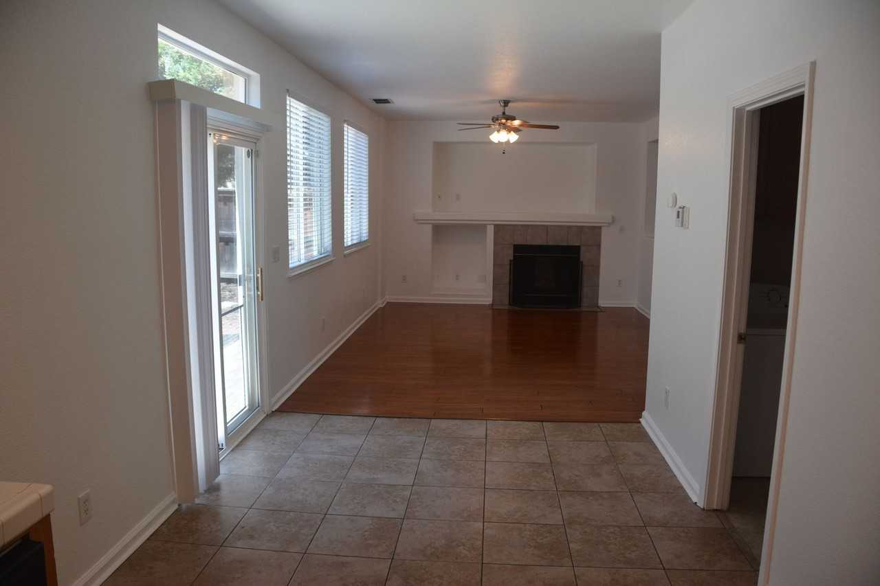 1019 Cape May Dr - Photo 7 of 47