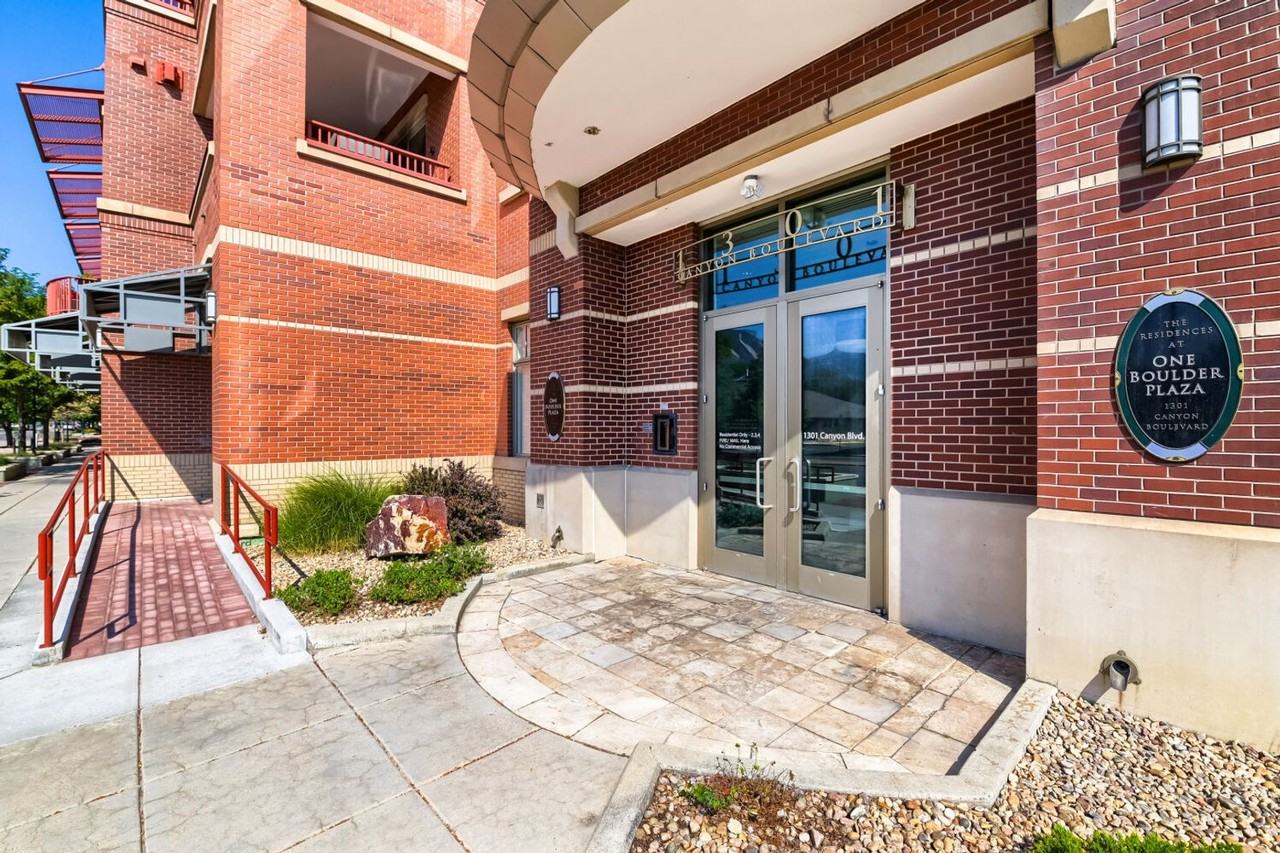 1301 Canyon Blvd #208 - Photo 5 of 28