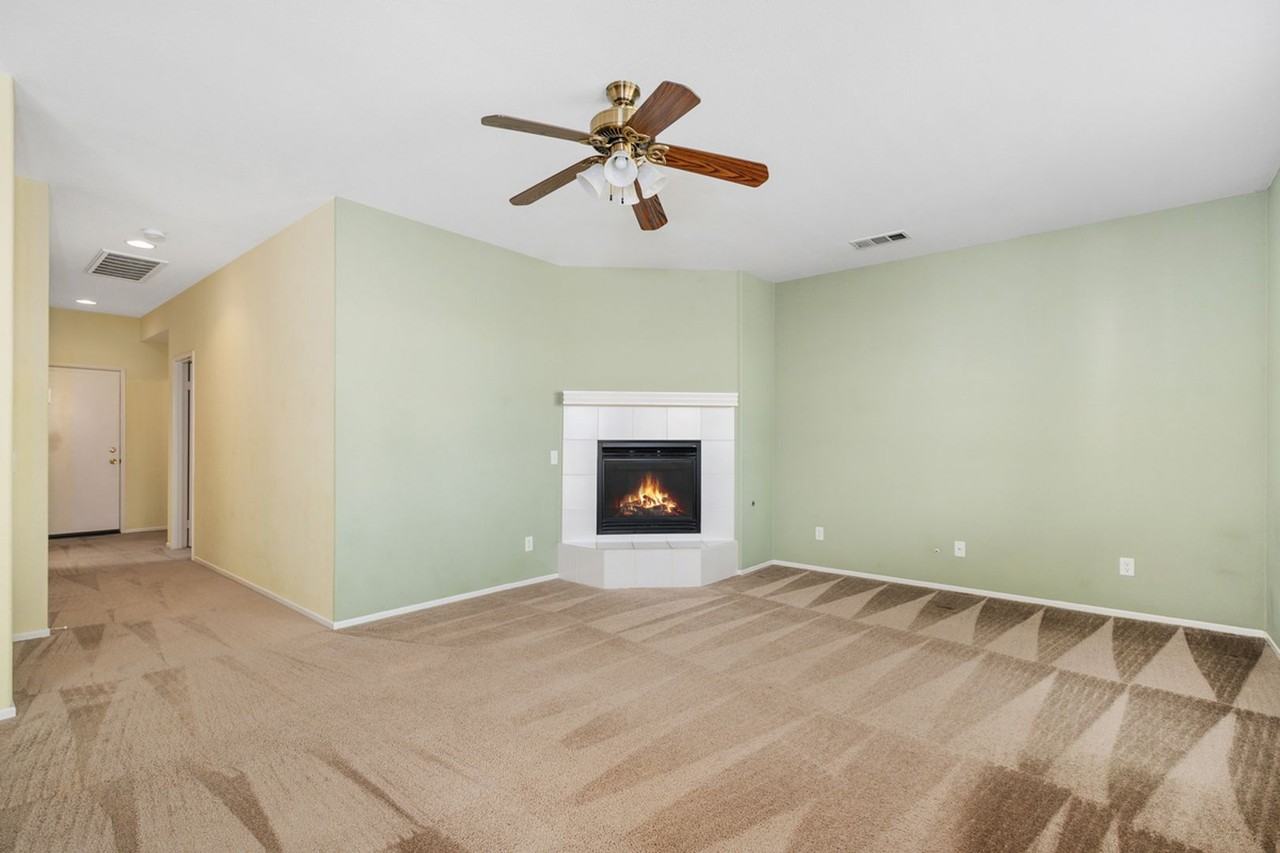 46433 Vianne Ct - Photo 7 of 33
