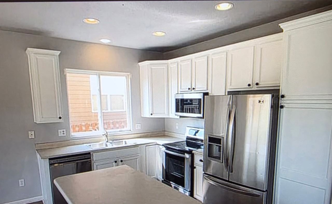 12287 Point Reyes Dr - Photo 3 of 7
