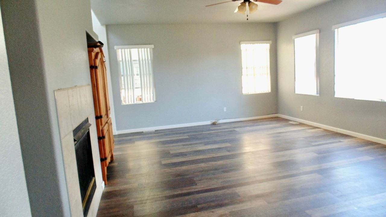12287 Point Reyes Dr - Photo 6 of 7