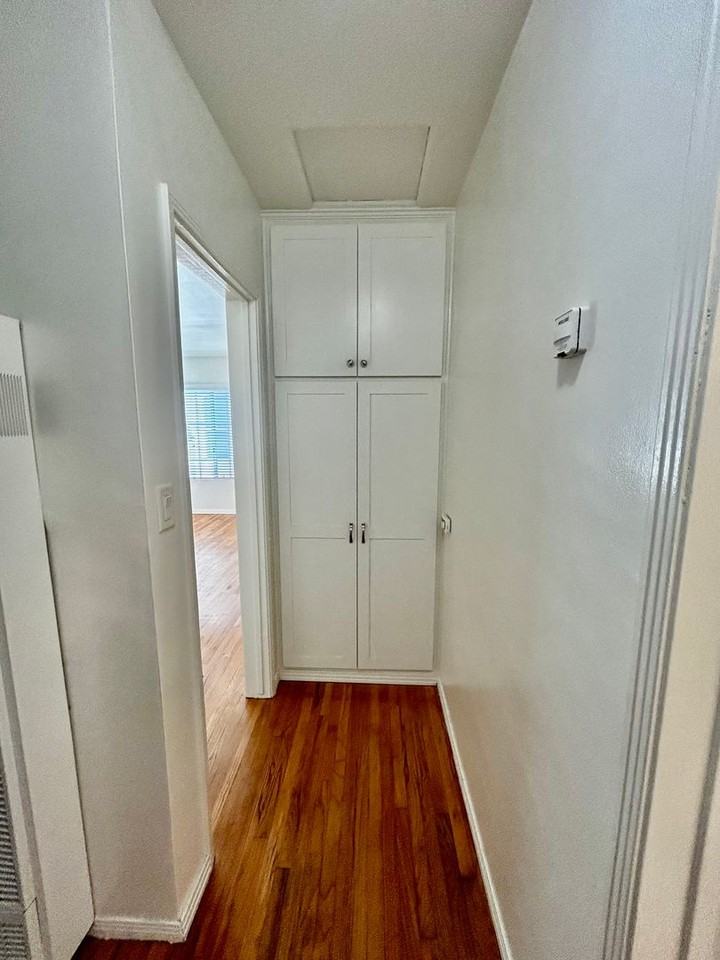 2239 Clark Ave - Photo 7 of 25