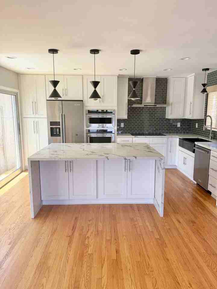8919 Geraldine Ave - Photo 2 of 22