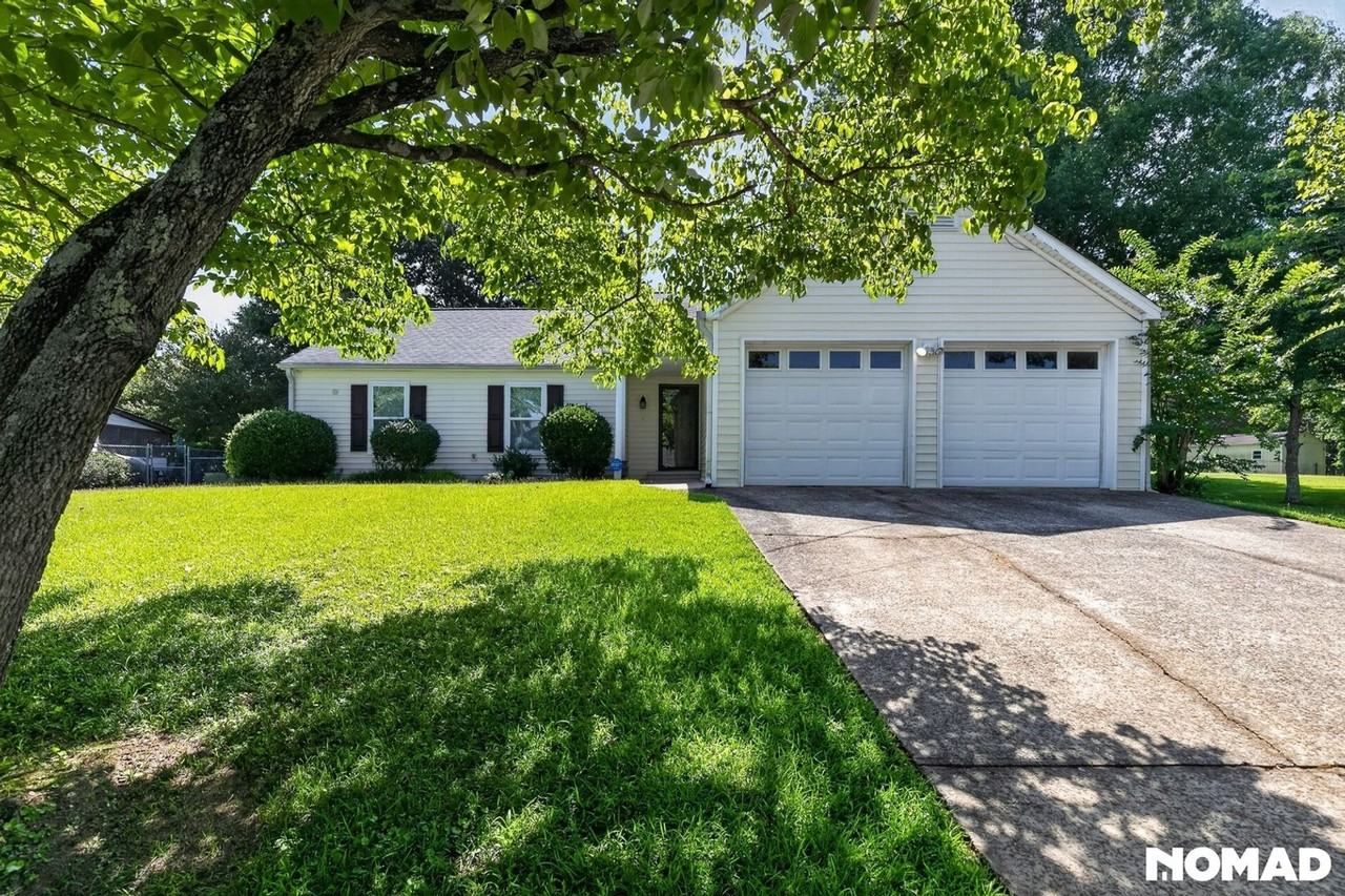 933 River Rock Dr - Photo 2 of 34