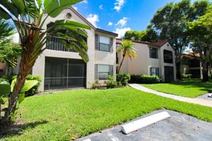 featured image of 2118 Arbour Walk Cir #2811