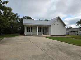 5440 Raymond Stotzer Pkwy - Photo 1 of 1