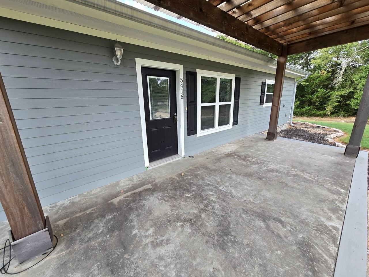 5416 Raymond Stotzer Pkwy - Photo 4 of 26