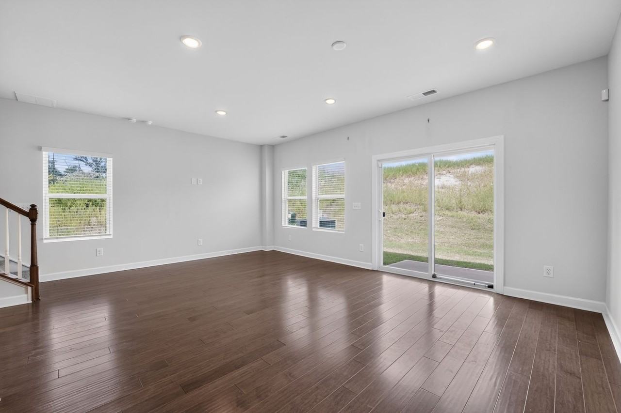 1443 Old Rivers Rd - Photo 4 of 13