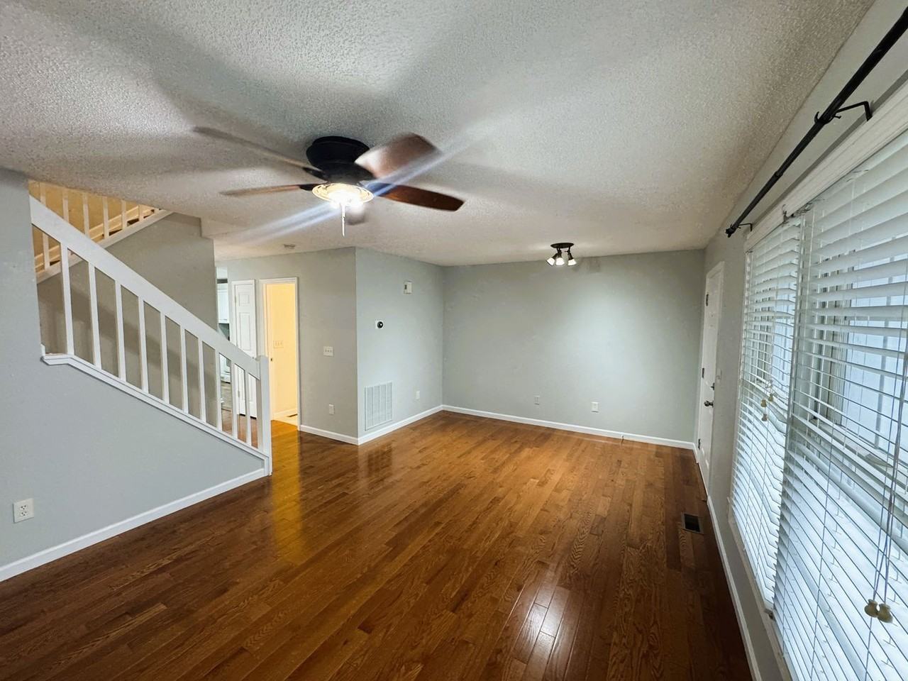 1422 Founders Way - Photo 3 of 26