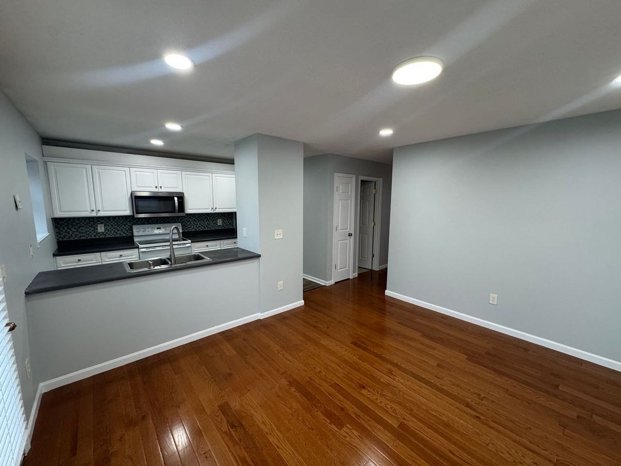 1422 Founders Way - Photo 6 of 26