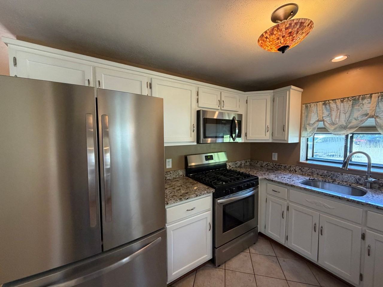 40 Danforth Ct - Photo 4 of 21