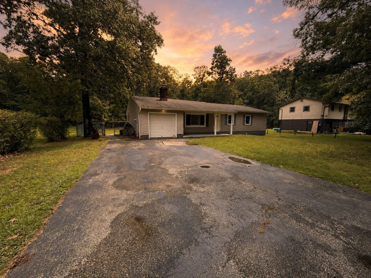 875 Bowman Rd - Photo 4 of 26