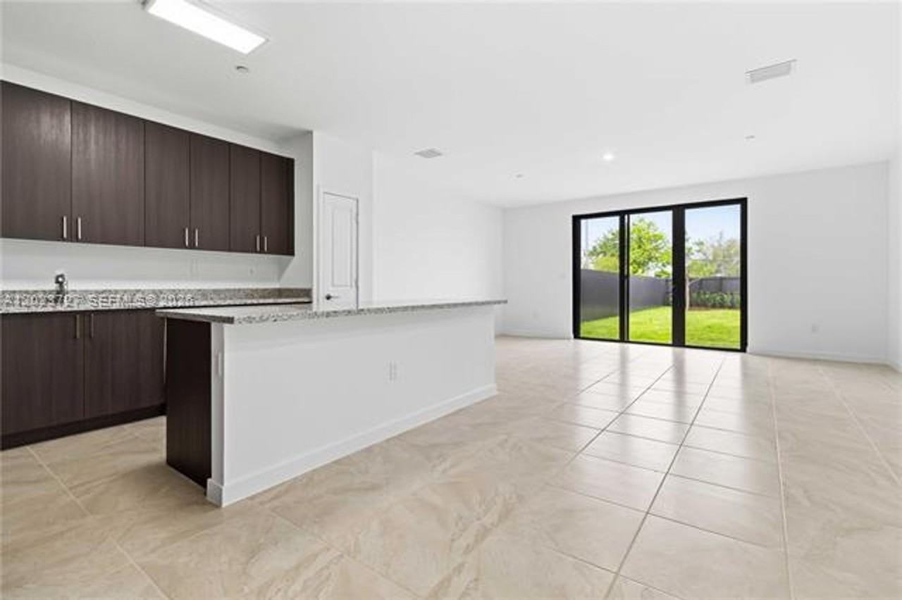 22348 22348 SW 115 Ct th 22348 - Photo 4 of 34