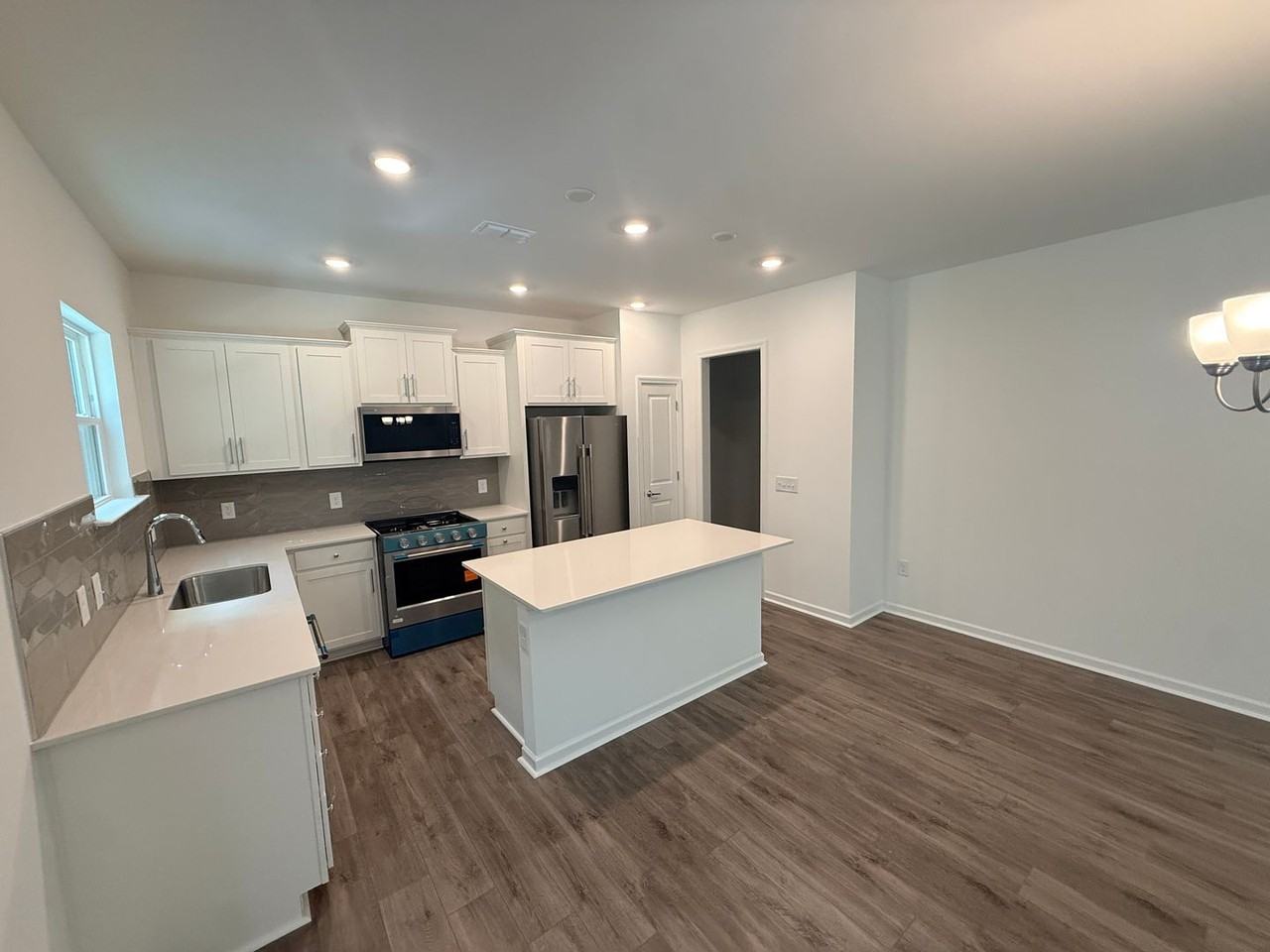 5637 Bay Rock - Photo 6 of 27