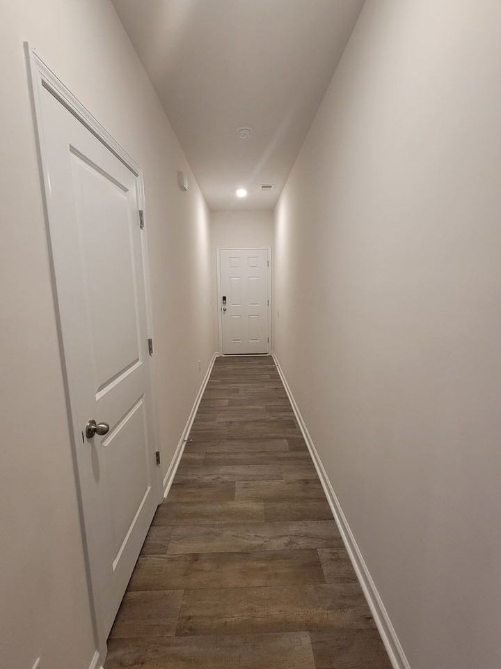 1325 Broholmer Ln - Photo 6 of 15