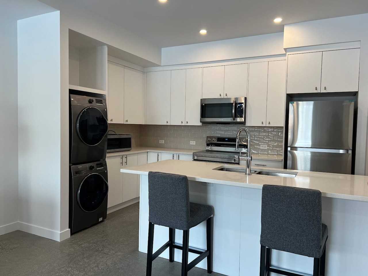 610 - 610 8 Ave - Photo 2 of 12