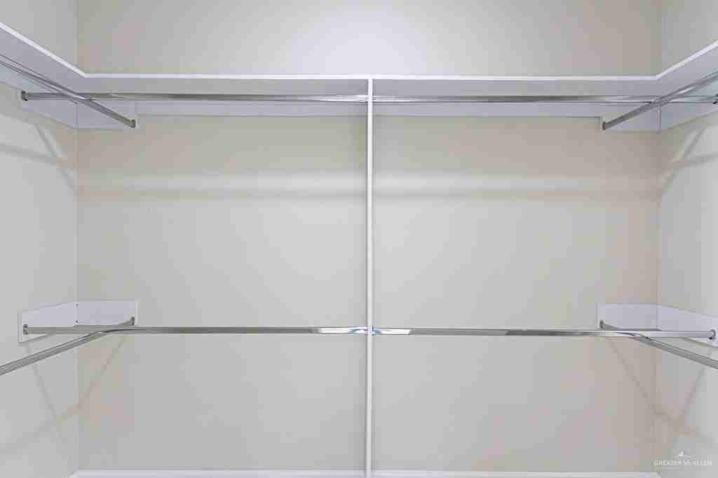 405 N Emerald Ave #3 - Photo 5 of 19