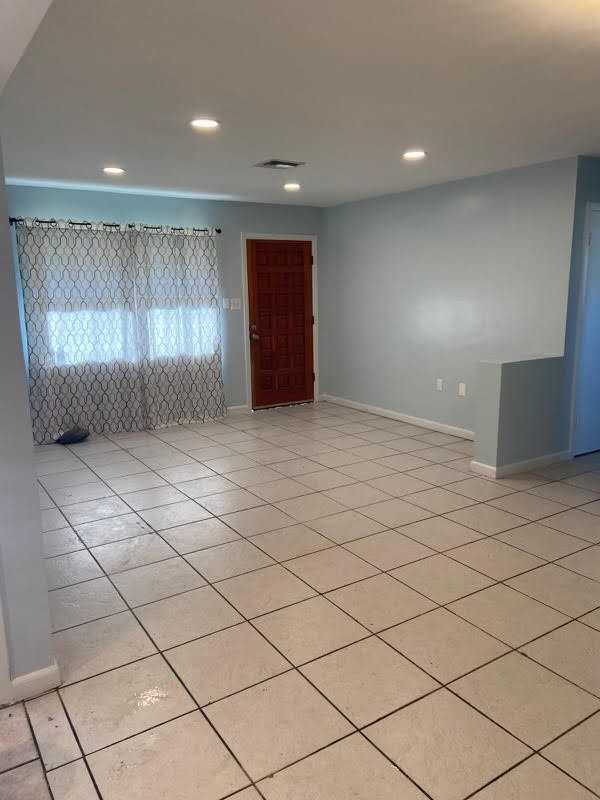1501 Fuller St #1 - Photo 5 of 14