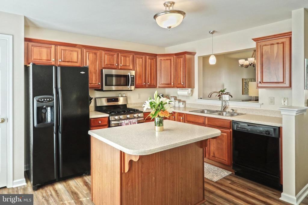 2723 Foxshire Dr #2723 - Photo 6 of 26