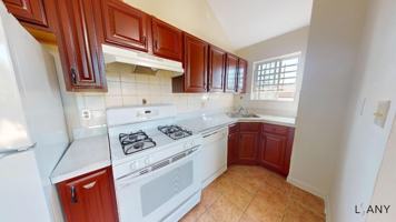 featured image of 2948 Wickham Ave #2