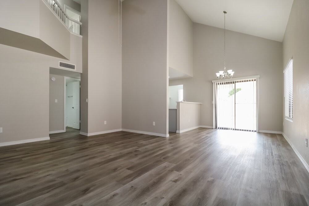 19412 N 76th Ave - Photo 6 of 17