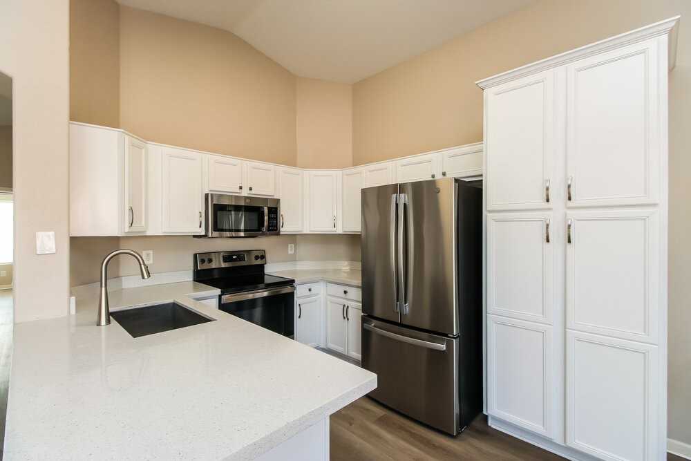 1652 N Serina - Photo 7 of 16