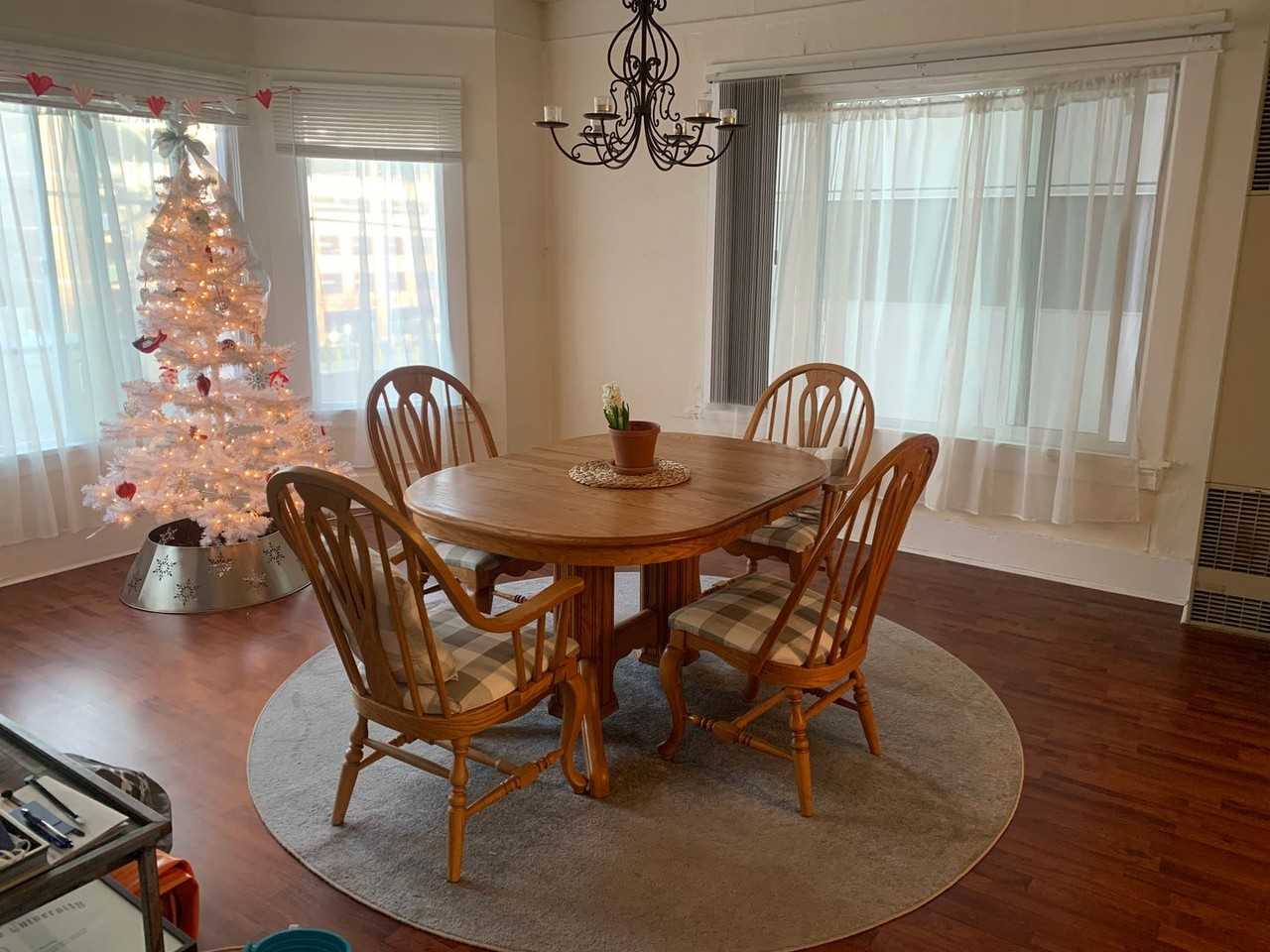 Uptowner Apartments - Photo 6 of 11