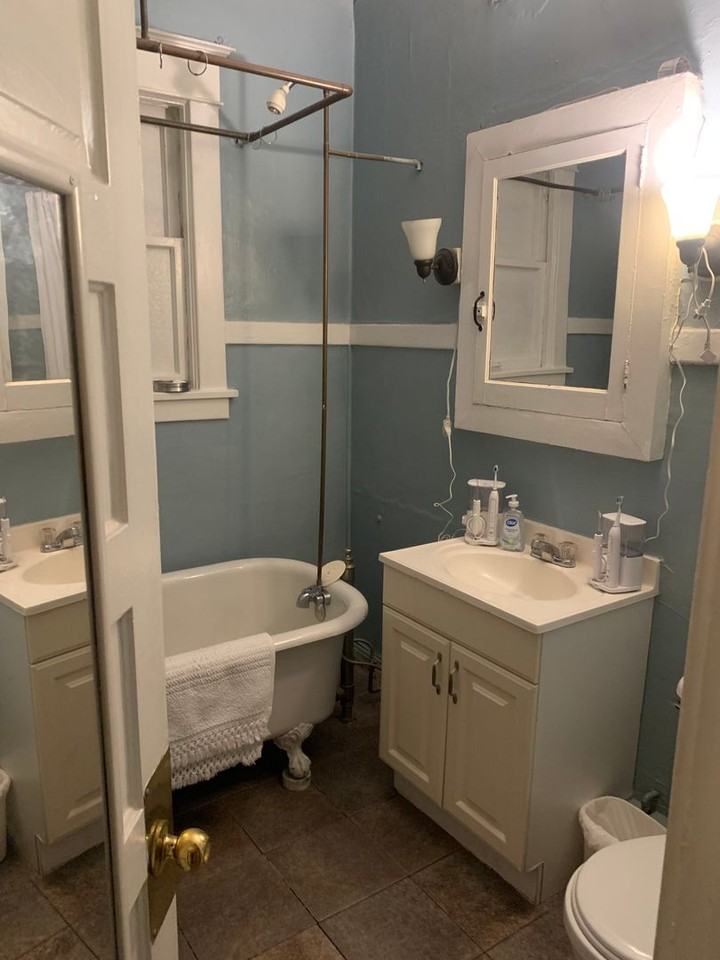 Uptowner Apartments - Photo 7 of 11
