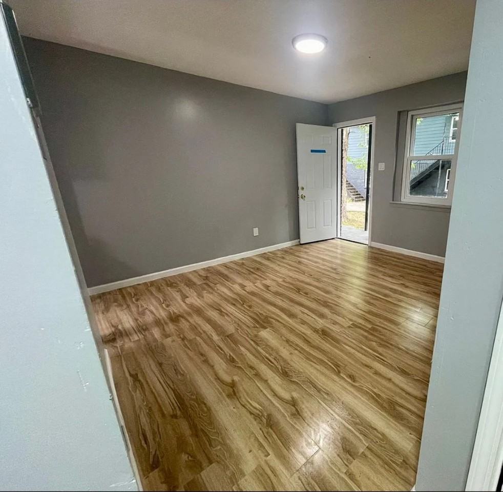 1297 Willie Mitchell Blvd - Photo 3 of 6