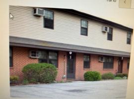 featured image of 124B Umberto Ave #124B