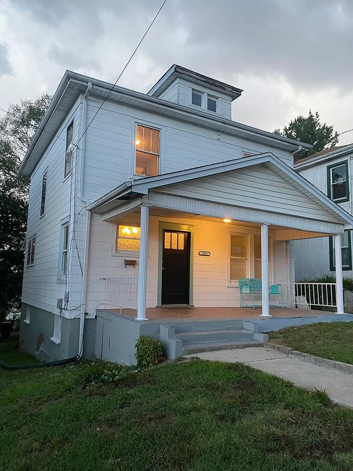 1421 7th Street Southeast - Photo 5 of 14