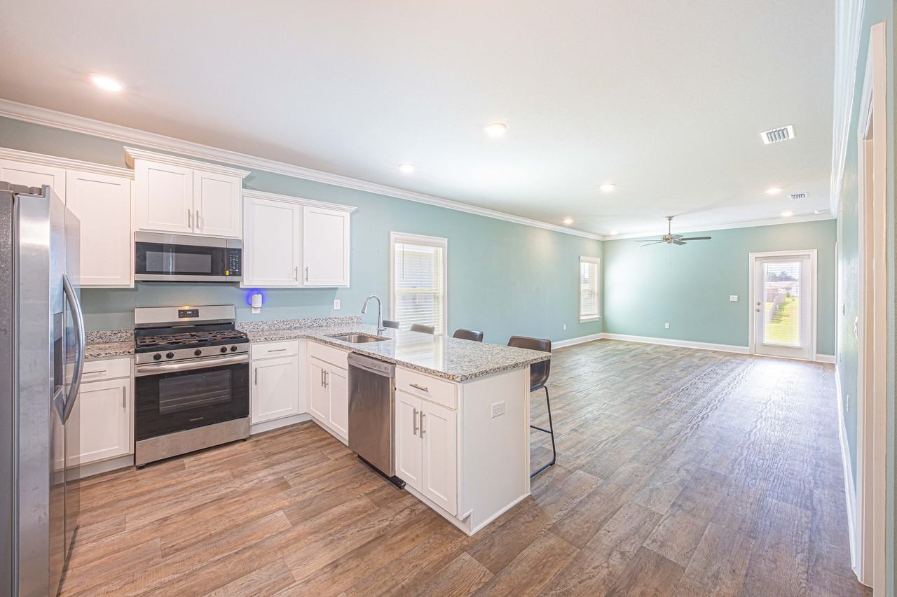 32667 Revere Dr #1 - Photo 5 of 35