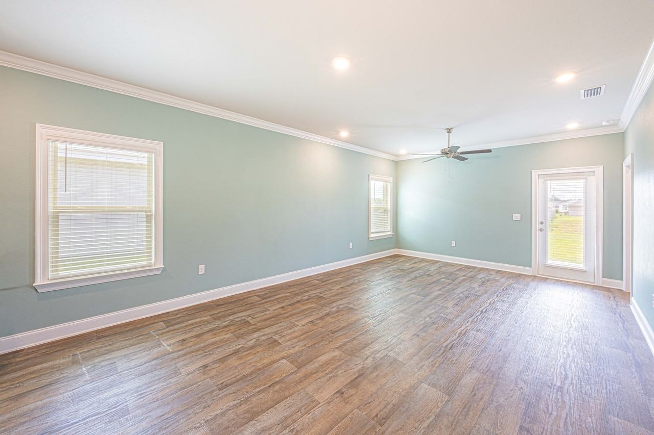 32667 Revere Dr #1 - Photo 6 of 35