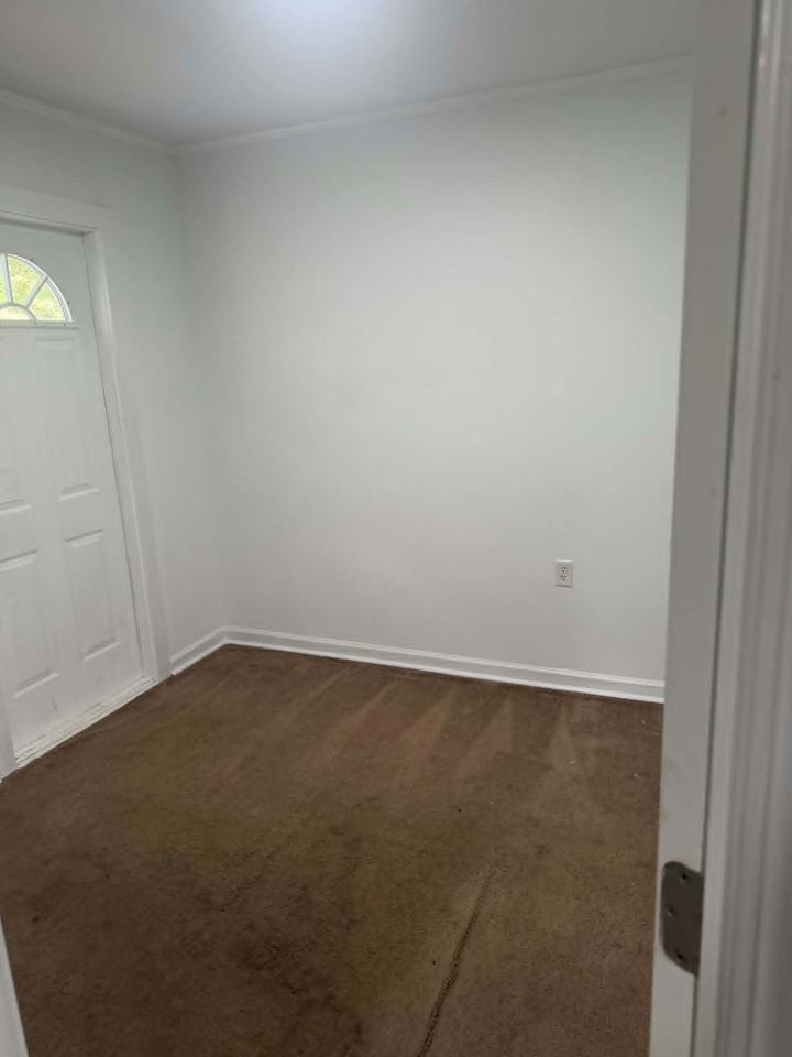 316 Saturn Ln #1 - Photo 4 of 7